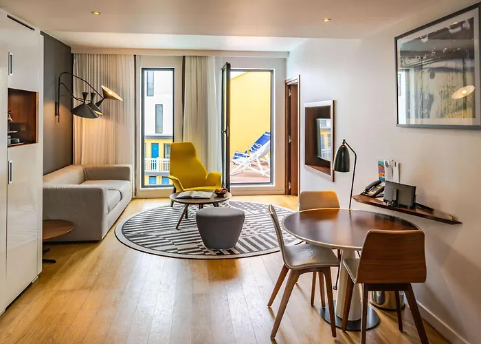 Molitor & - Mgallery Collection