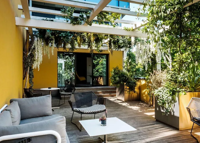 Molitor & - Mgallery Collection