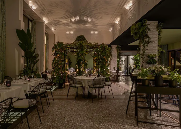 Molitor & - Mgallery Collection Paris